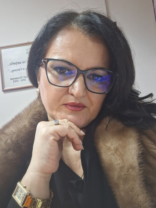 katerina-k-stisniovska-advokat-protiv-semejno-nasilstvo-branev-zhrtva-vo-sluchajot-javna-soba-zheni-napushtete-gi-nasilnicite-05.jpg