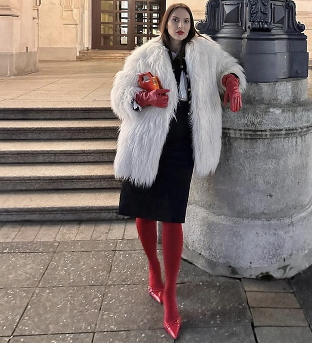 miljana-gjurovska-e-modna-dama-shto-zhivee-vo-germanija-veruva-deka-elegancijata-doagja-odvnatre-foto-32_copy_copy.jpg