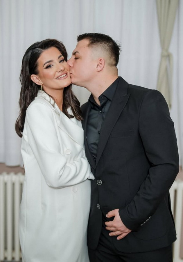 mina-devojka-od-srbija-so-cistichna-fibroza-edvaj-prezhivea-pa-pronajde-ljubov-i-sega-dobi-bebe-bolna-majka-rodi-zdravo-dete-12.jpg