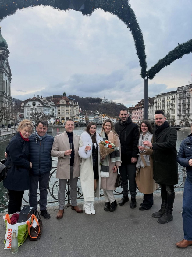 zhive-od-resen-ja-zaprosi-angela-vo-shvajcarija-lugjeto-na-mostot-chekaa-da-kazham-da-pa-ni-aplaudiraa-09.jpeg