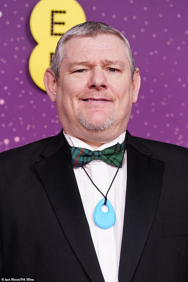 di-karpio-tazhen-bidejkji-izgubi-rasistichki-navredi-na-majkl-dzh-dzhordan-kako-pomina-dodeluvanjeto-na-bafta-2026-03.JPG