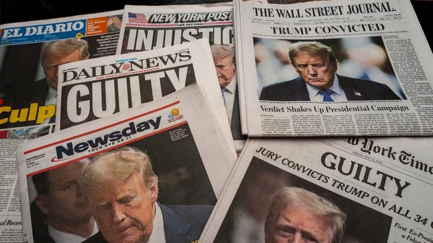 golite-fotki-na-melanija-prijatelstvoto-na-donald-i-epstin-skandalite-od-koi-semejstvoto-tramp-ne-mozhe-da-izbega-7.JPG