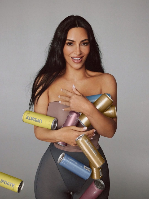 koj-e-ova-kim-kardashijan-ismejuvana-za-fotoshop-utka-ja-izbrisha-fotkata-08.JPG