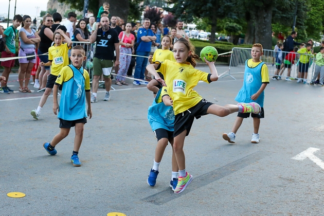 sedum-dena-rakomet-povekje-trening-povekje-druzhenje-i-nasmevki-5-to-izdanie-40h20-03.JPG