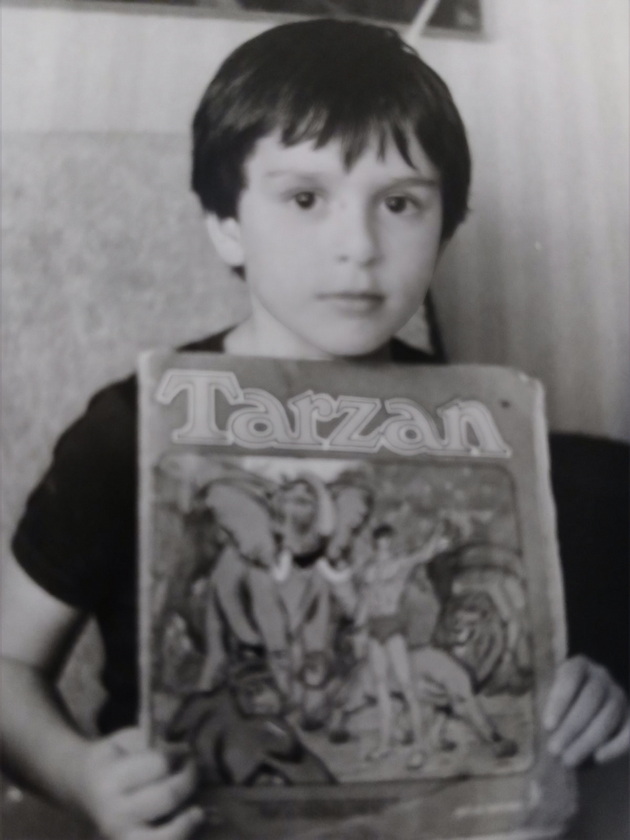 aleksandar-mitevski-za-crnobelo-leksikon-malku-mi-e-nezgodno-koga-vo-kafeana-kje-zasvirat-i-nekoja-nasha-pesna-14.jpg