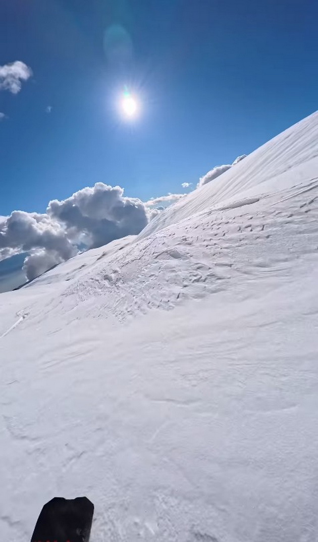 germanec-se-voodushevi-od-shar-planina-objavi-video-dodeka-borda-ova-ne-se-alpi-makedonija-e-11.jpg