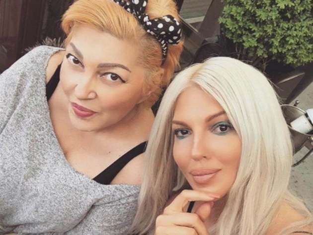 jelena-karleusha-po-dolgo-vreme-zaedno-so-tatko-i-koj-ja-napushti-dodeka-beshe-mala-vo-kakov-odnos-se-denes-05_copy.jpg