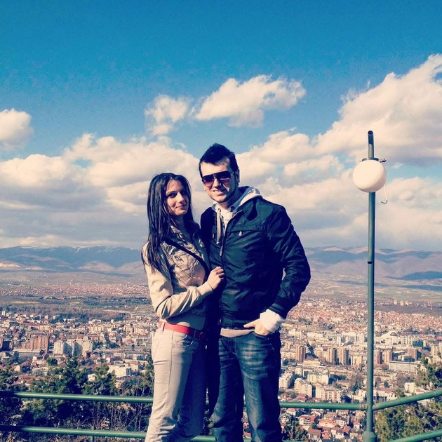 ljubovnata-prikazna-na-aleksandar-belov-i-jelena-dojde-da-me-poddrzhi-na-tanc-so-dzvezdite-imavme-vrska-na-350km-dalechina-07.jpg