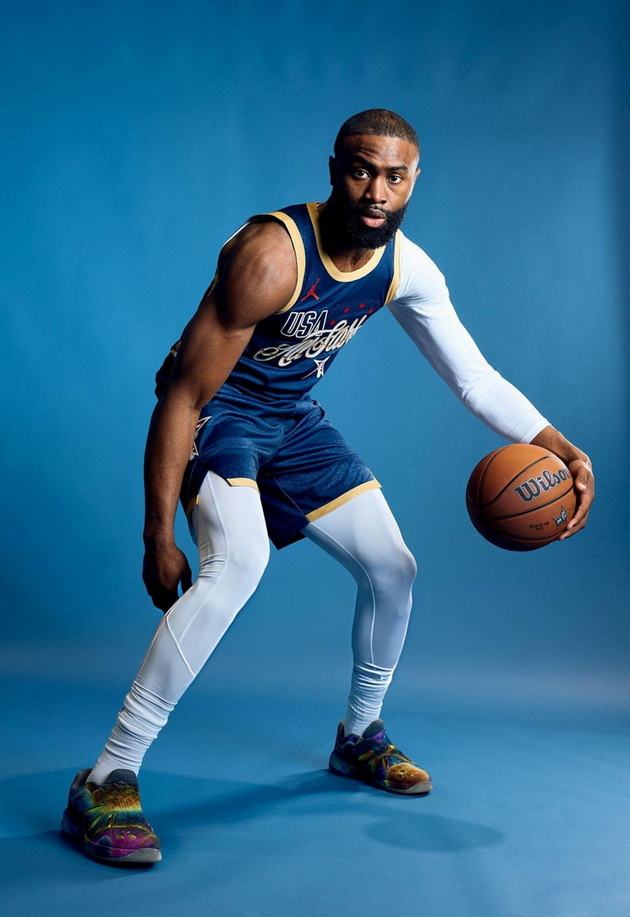 najdobriot-nba-igrach-vo-momentov-noseshe-patiki-od-satja-grabuloski-makedonski-shmek-na-all-star-natprevarot-02.jpeg