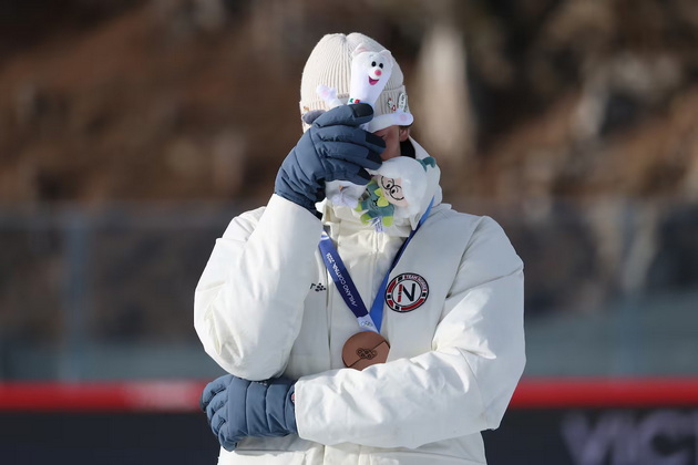 norveshki-olimpiec-vo-zhivo-prizna-deka-ja-izneveril-devojkata-i-se-rasplaka-se-nadevam-kje-mi-prosti-07.jpg