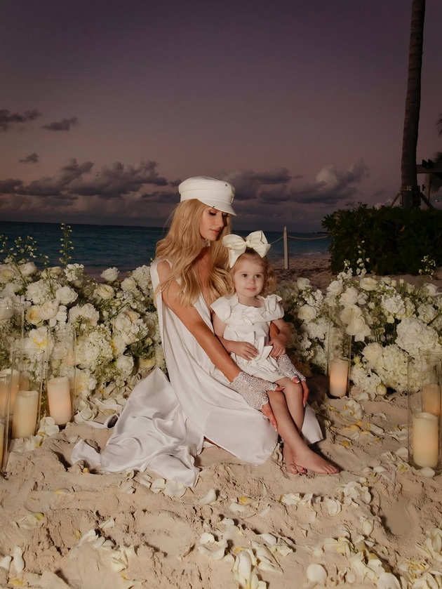paris-hilton-vtorpat-mu-kazha-da-na-soprugot-po-5-godini-brak-zasekogash-ne-e-dovolno-dolgo-so-tebe-04.jpg