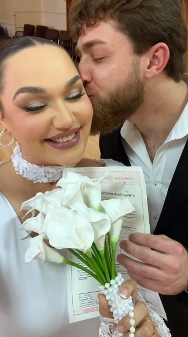 se-omazhi-ivona-jo-vekje-ne-sme-dvajca-tuku-edno-02.jpg