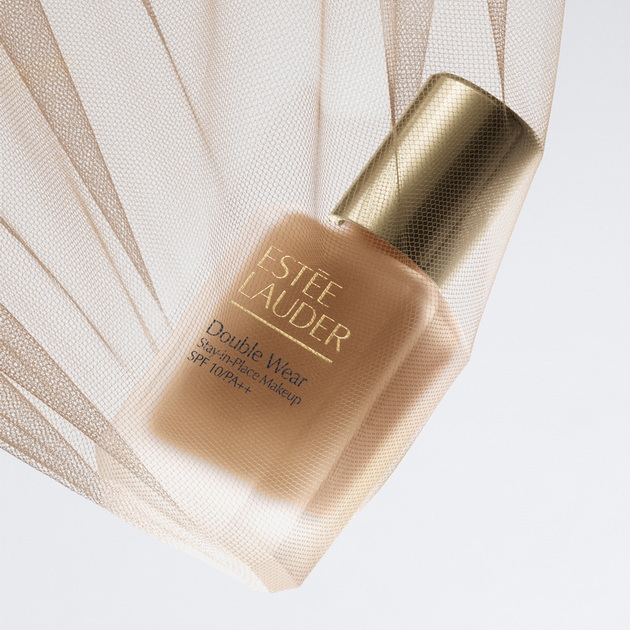 noviot-double-wear-stay-in-place-make-up-slednata-generacija-na-legendarnata-pudra-od-estee-lauder-e-tuka-07.jpg
