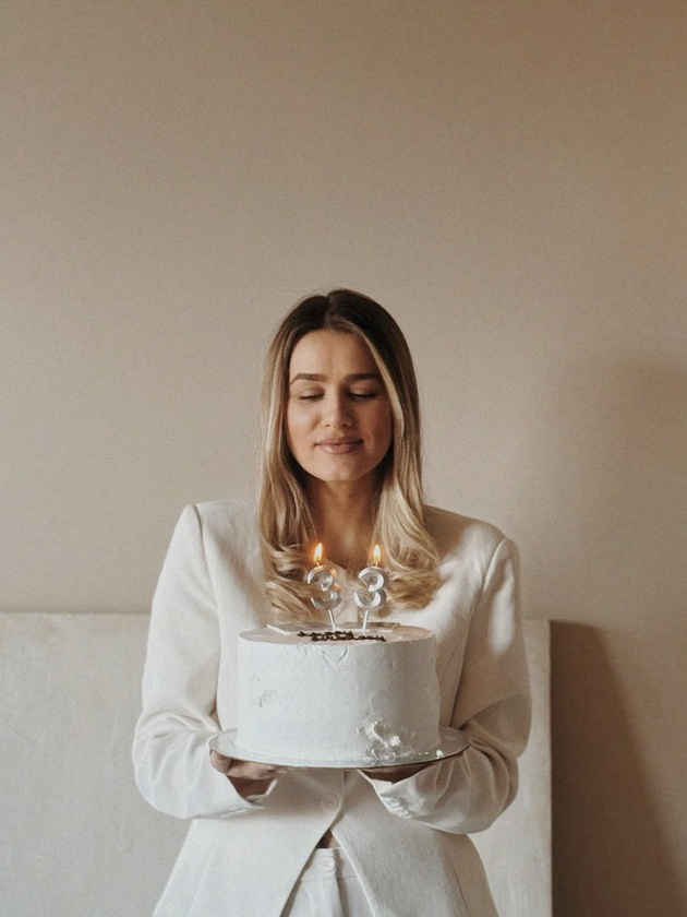 aleksandra-shijakoska-izgubiv-dete-i-boleshe-ama-denes-polnam-33-i-se-molam-da-sum-srekjna-namesto-silna-05.jpg