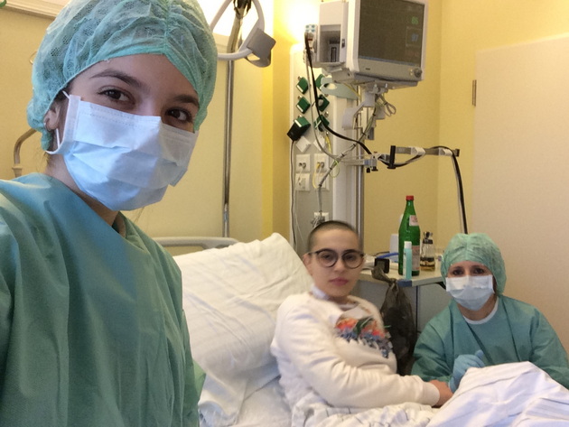 angela-doncheva-na-22-godini-mi-dijagnosticiraa-leukemija-imav-transplantacija-vo-germanija-raskrstiv-so-stravot-07.jpeg