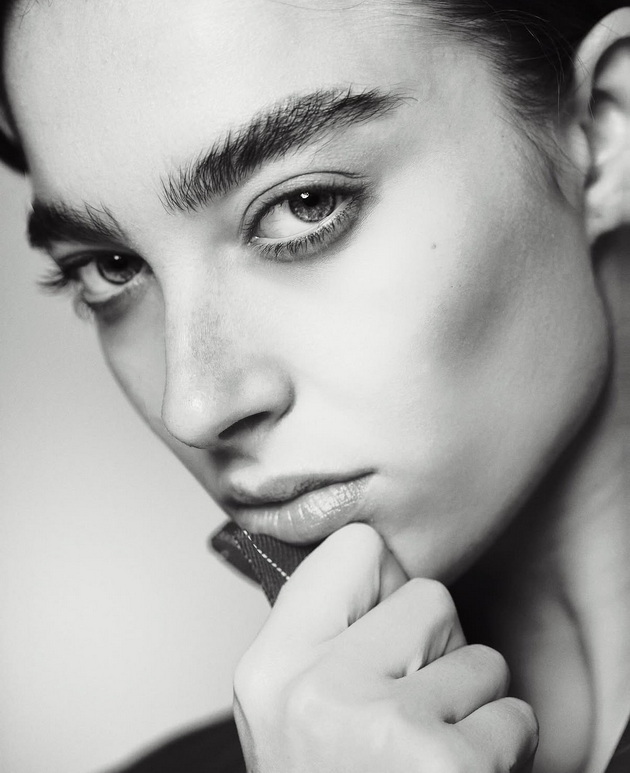 ubavi-makedonki-ivana-karadjova-nash-svetski-model-i-dolgonoga-ubavica-so-sovrsheni-zeleni-ochi-03.jpeg