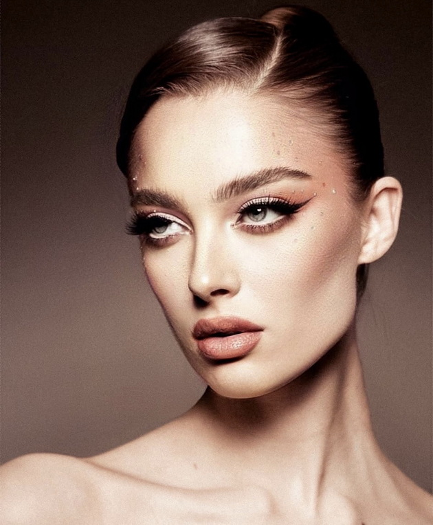 ubavi-makedonki-ivana-karadjova-nash-svetski-model-i-dolgonoga-ubavica-so-sovrsheni-zeleni-ochi-05.jpeg