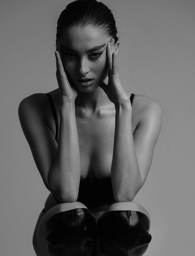 ubavi-makedonki-ivana-karadjova-nash-svetski-model-i-dolgonoga-ubavica-so-sovrsheni-zeleni-ochi-12.jpeg