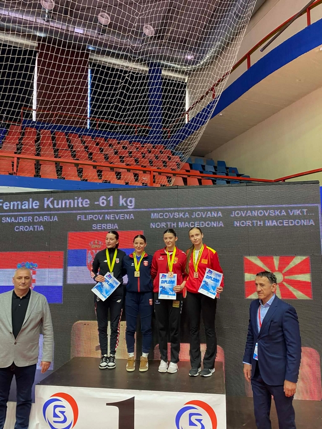 4-chetiri-seniorski-balkanski-medali-za-karatistite-na-makpetrol-od-malkanskoto-prvenstvo-vo-banja-luka-04.JPG