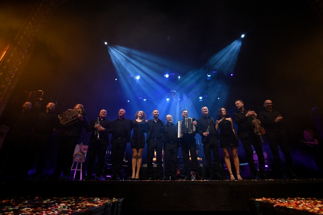 dac-i-aleksandar-im-podarija-na-damite-vecher-polna-so-ljubov-i-nostalgija-na-koncertot-vo-skopje-14.JPG