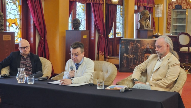 mnt-so-nov-teatarski-bran-vnimatelno-kurirana-programa-so-premieri-megjunarodni-gostuvanja-i-otvorena-scena-za-mladi-01.JPG