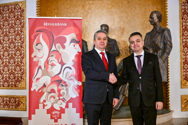 pod-sloganot-vazhna-e-kulturata-halkbank-stanuva-glaven-godishen-partner-na-makedonskiot-naroden-teatar-05.JPG