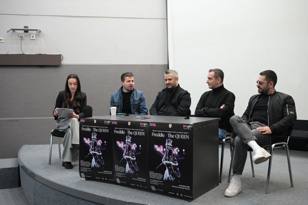 prv-celosno-makedonski-mjuzikl-inspiriran-od-freddie-mercury-naskoro-pred-publikata-vo-bitola-09.JPG