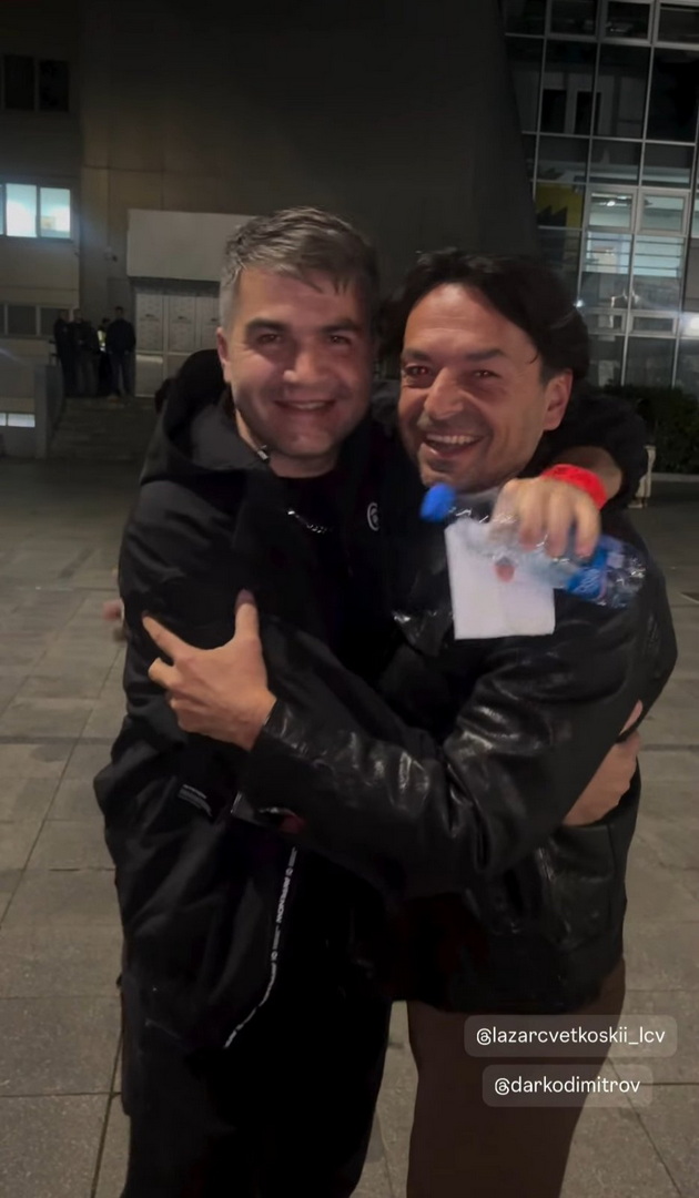fotografot-badstef-so-riki-martin-vo-pariz-antonia-gigovska-se-pofali-so-chestitkata-od-sinot-shto-pravat-makedonskite-dzvezdi-na-instagram-04.jpg