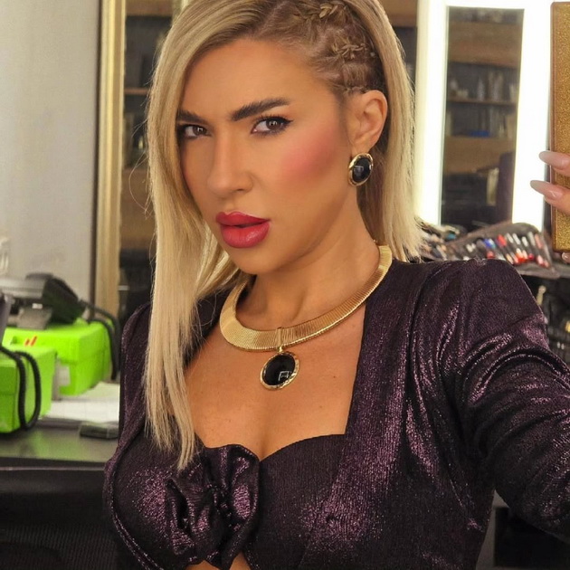 voditelkata-jovana-jeremikj-so-nova-skandalozna-izjava-makro-sakashe-da-me-vrbuva-za-elitna-prostitucija-06_copy_copy.jpeg
