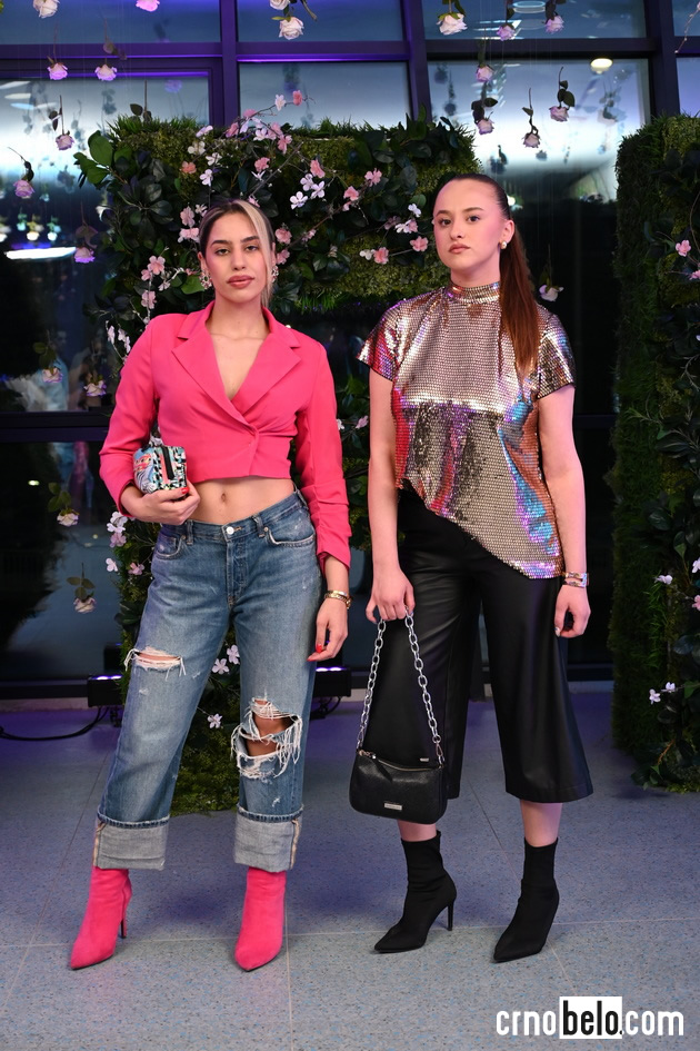 modata-na-prvata-vecher-na-shtip-fashion-days-2026-shto-oblekoa-posetitelite-foto-38_copy.JPG