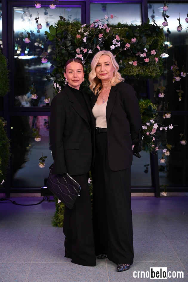 modata-na-prvata-vecher-na-shtip-fashion-days-2026-shto-oblekoa-posetitelite-foto-39_copy.JPG