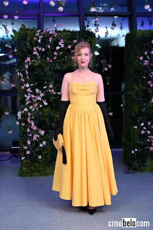 modata-na-prvata-vecher-na-shtip-fashion-days-2026-shto-oblekoa-posetitelite-foto-47_copy.JPG