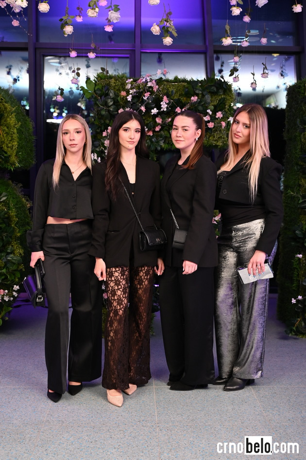 modata-na-prvata-vecher-na-shtip-fashion-days-2026-shto-oblekoa-posetitelite-foto-61.JPG