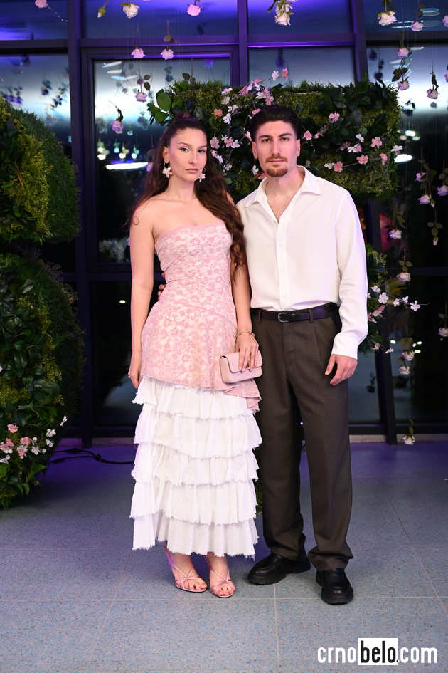 modata-na-prvata-vecher-na-shtip-fashion-days-2026-shto-oblekoa-posetitelite-foto-64.JPG