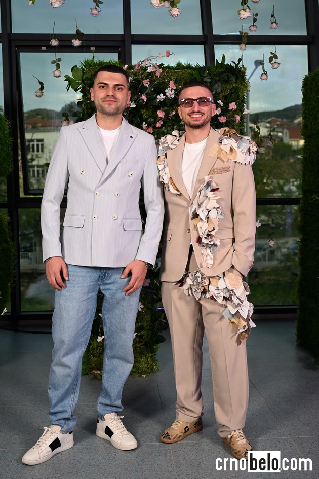 modata-na-vtorata-vecher-na-shtip-fashion-days-2026-shto-oblekoa-posetitelite-foto-23.JPG