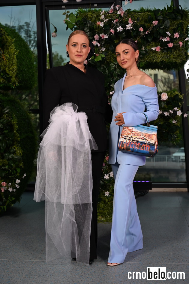 modata-na-vtorata-vecher-na-shtip-fashion-days-2026-shto-oblekoa-posetitelite-foto-26.JPG