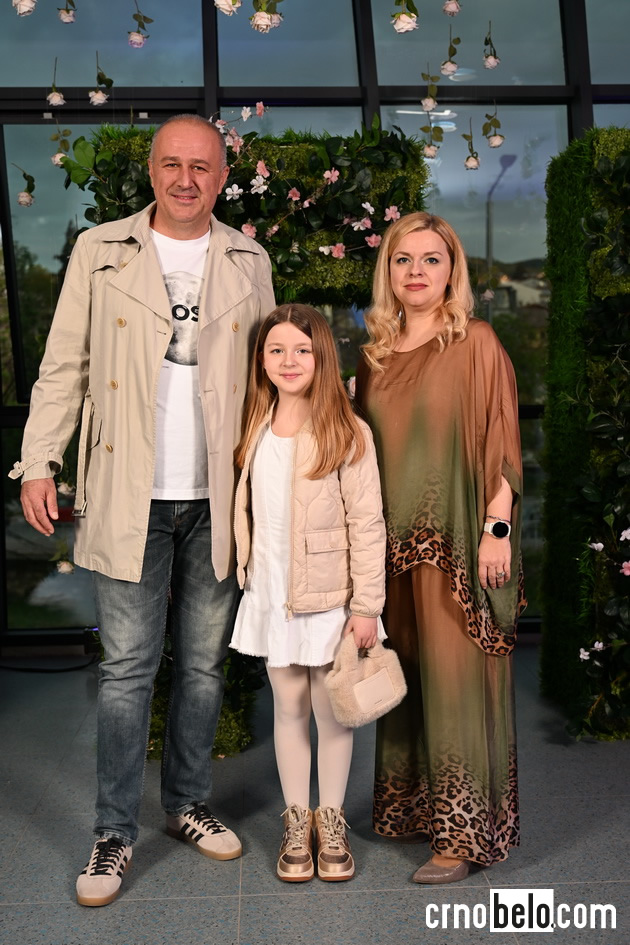 modata-na-vtorata-vecher-na-shtip-fashion-days-2026-shto-oblekoa-posetitelite-foto-31.JPG