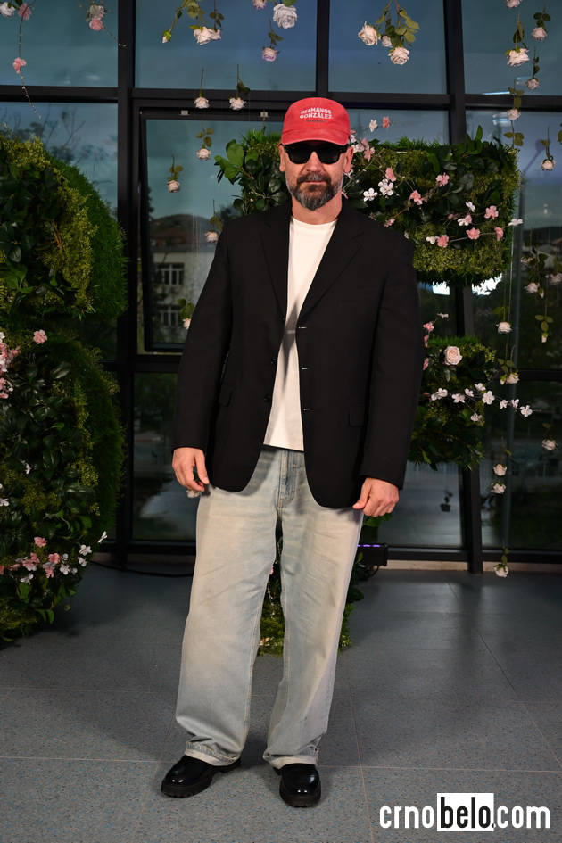 modata-na-vtorata-vecher-na-shtip-fashion-days-2026-shto-oblekoa-posetitelite-foto-38.JPG