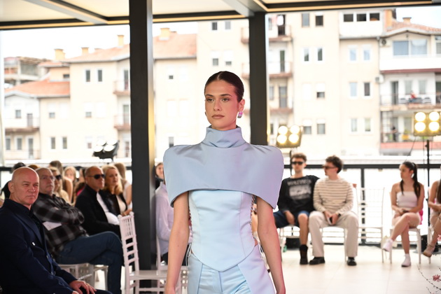 modata-na-vtorata-vecher-na-shtip-fashion-days-2026-shto-oblekoa-posetitelite-foto.JPG