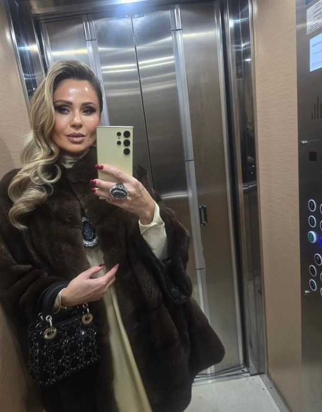daniela-dimitrova-e-nasha-modna-doktorka-so-damski-prefinet-stil-i-strast-za-patuvanja-foto-111.jpg