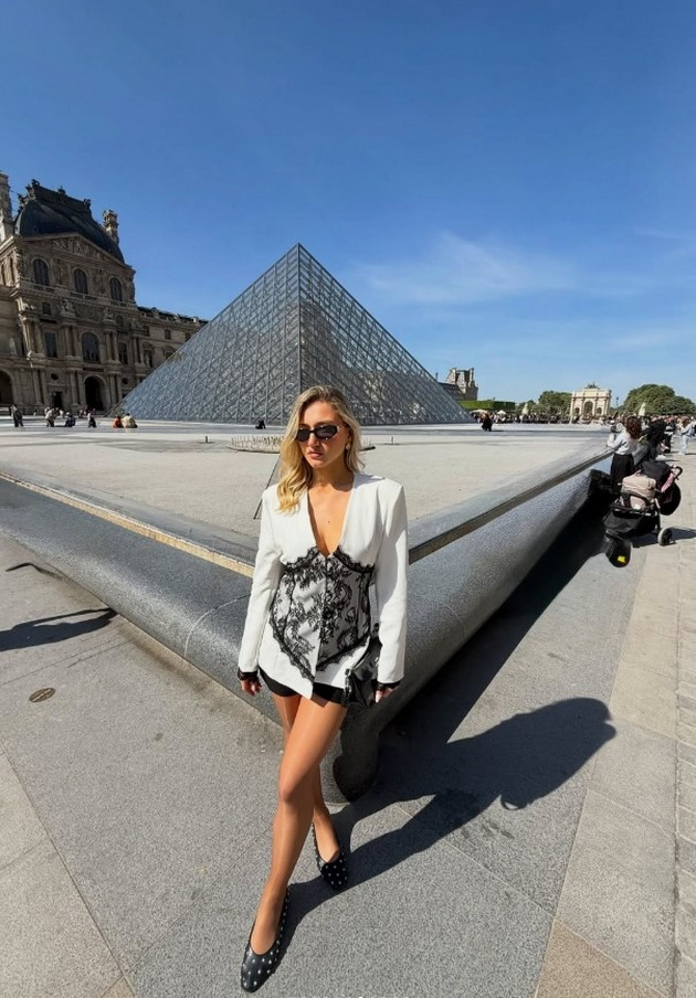 kjerkata-na-natasha-malinkova-bleska-vo-pariz-i-nica-genite-se-chudo-zgodna-kako-majka-i-12.jpg