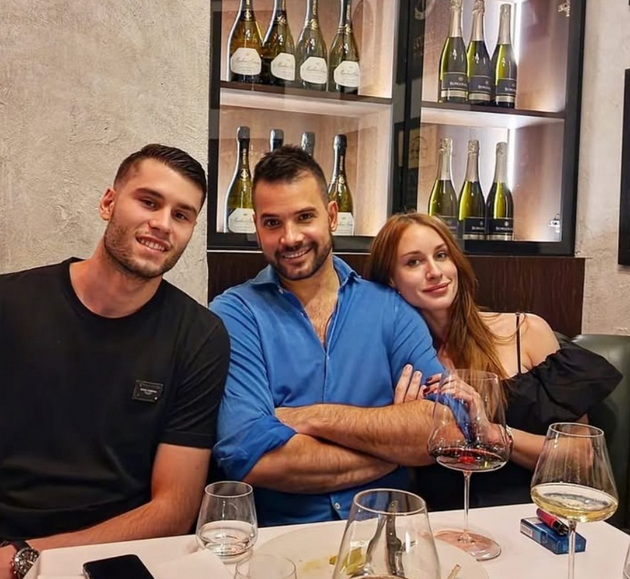polubratot-na-filip-zhivojinovikj-dobi-kjerka-aleksandra-prijovikj-mu-zapea-na-mekici-vo-duet-so-jozinovikj-19.jpg