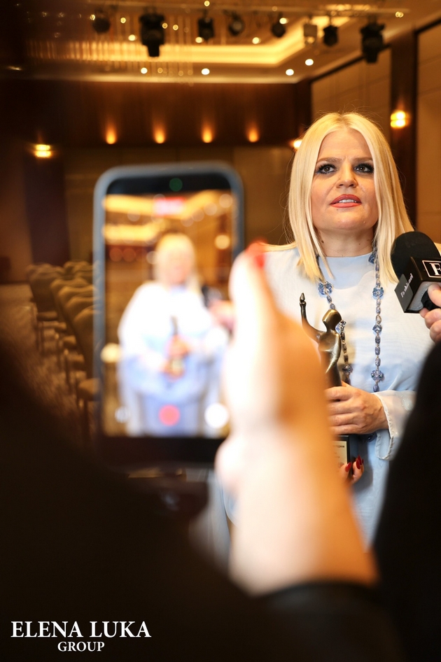 30-godini-vo-gradezhnishtvoto-nagrada-na-elena-luka-za-najuspeshna-zhena-menadzher-06.JPG