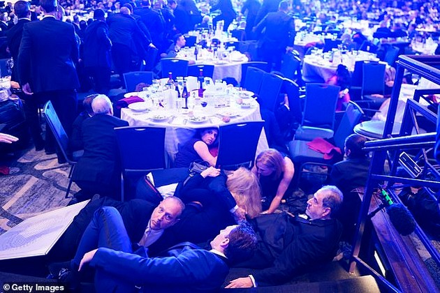 detali-za-pukanjeto-vo-vashington-na-nastan-na-koj-prisustvuvaa-donald-i-melanija-tramp-foto-video-02.jpg