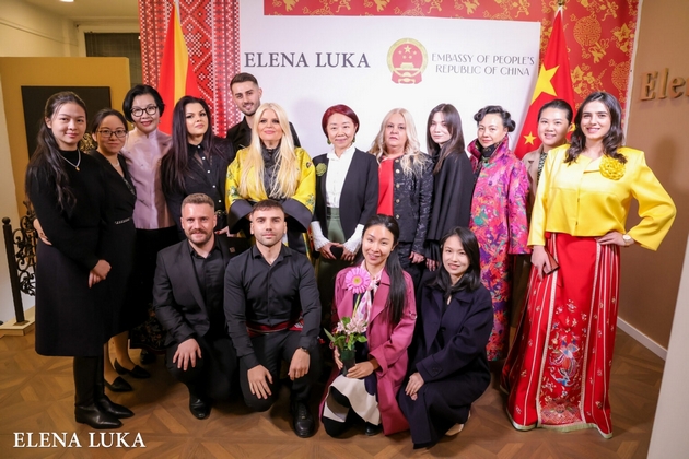 elena-luka-ja-spoi-kina-i-makedonija-vo-prefinet-moden-dijalog-ispolnet-so-tradicija-i-sovremenost-05.JPG