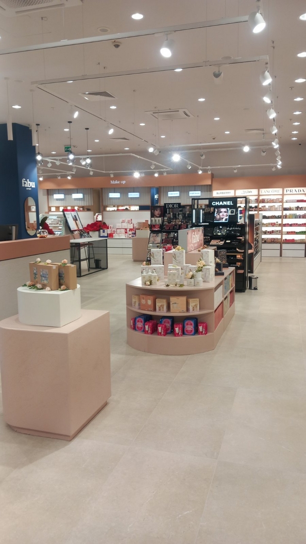 fabuspot-parfimerija-na-nova-lokacija-vo-city-mall-pogolem-prostor-ekskluzivni-brendovi-i-specijalni-popusti-03.JPG