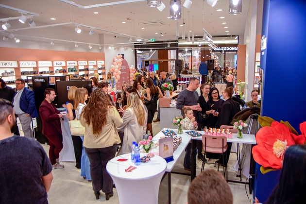 glamurozno-otvoranje-vo-skopje-fabuspot-so-nova-lokacija-vo-city-mall-postavuva-novi-standardi-vo-svetot-na-ubavinata-13.JPG