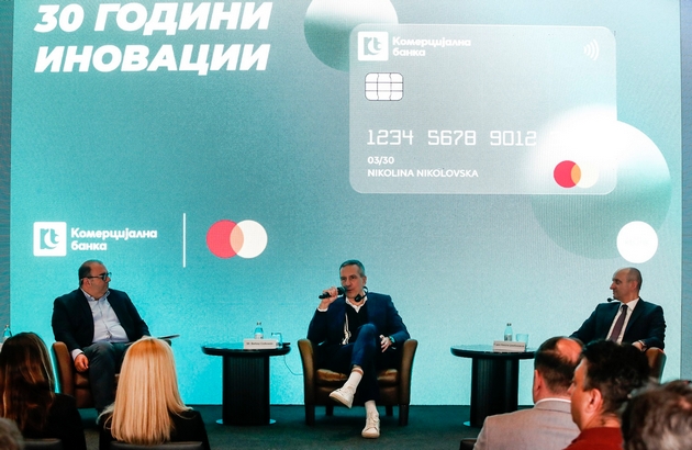 komercijalna-banka-i-mastercard-odbelezhaa-znachaen-jubilej-30-godini-od-voveduvanjeto-na-prvata-platezhna-kartichka-vo-makedonija-02.JPG