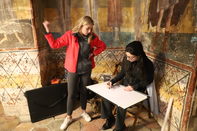 studenti-i-eksperti-zaedno-vo-prespa-arhitektonsko-dokumentiranje-na-kulturnoto-03.JPG