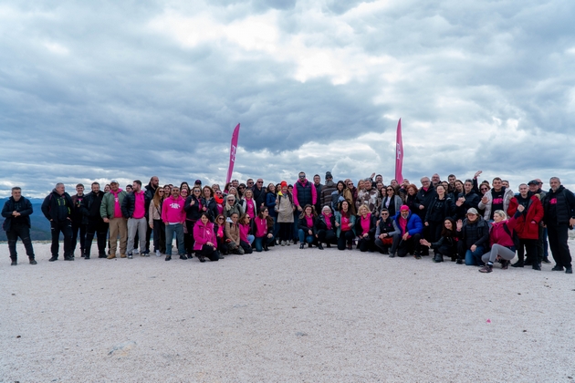 vrabotenite-od-telekom-poshumuvaa-na-jasen-02.JPG